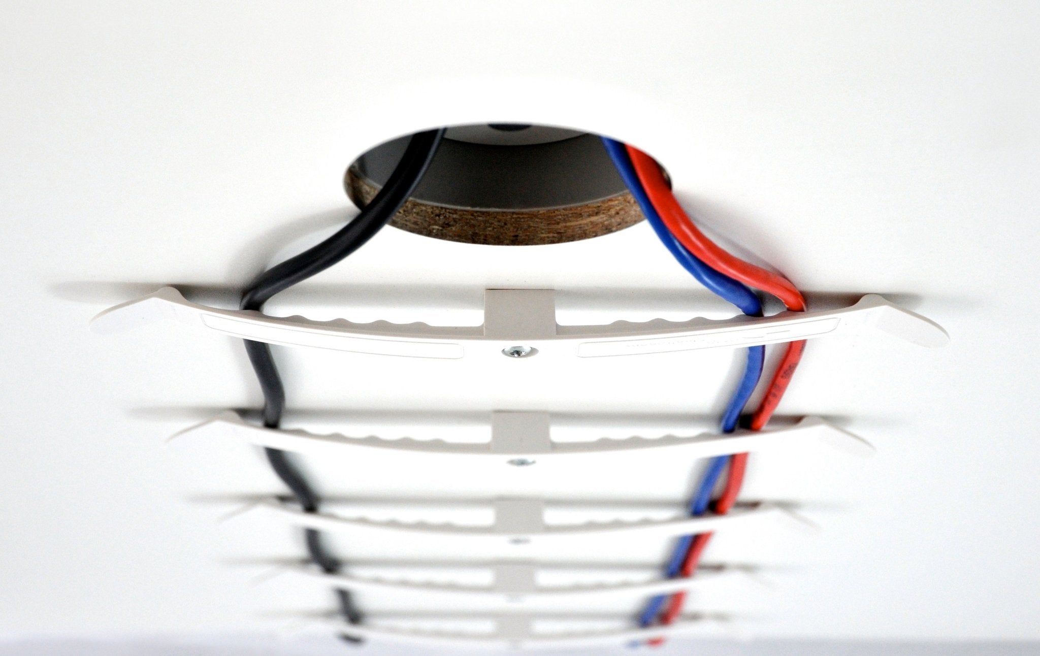 Cable Retainer Clip - 165mm PACK OF 100 - WHITE - The Softwiring Shop - Cable Management