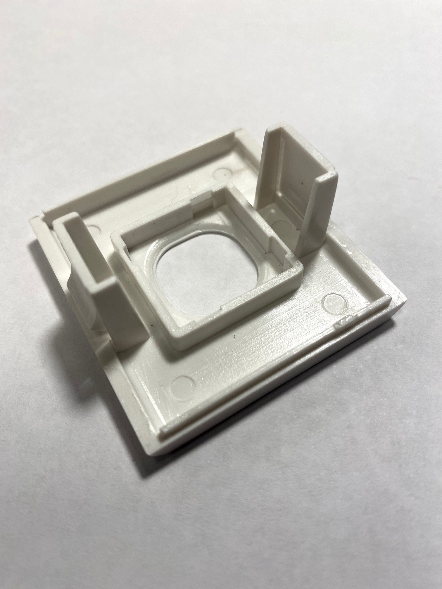 Data Plate - Single (1) Data port 50mmW for Cut - outs - The Softwiring Shop - Data