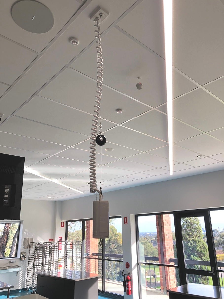 Elevate MANUAL Retractable Power - 2 (Double) GPO Points to both faces & USB A/C to one face only - The Softwiring Shop - Electrical Softwiring