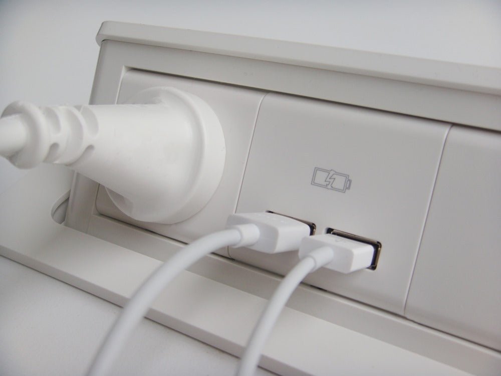 In - Desk Module - POP - UP: 1 (Single) GPO & USB A/C (65W Shared) with 1000mm Tag Lead and D Splitter - The Softwiring Shop - Electrical Soft Wiring