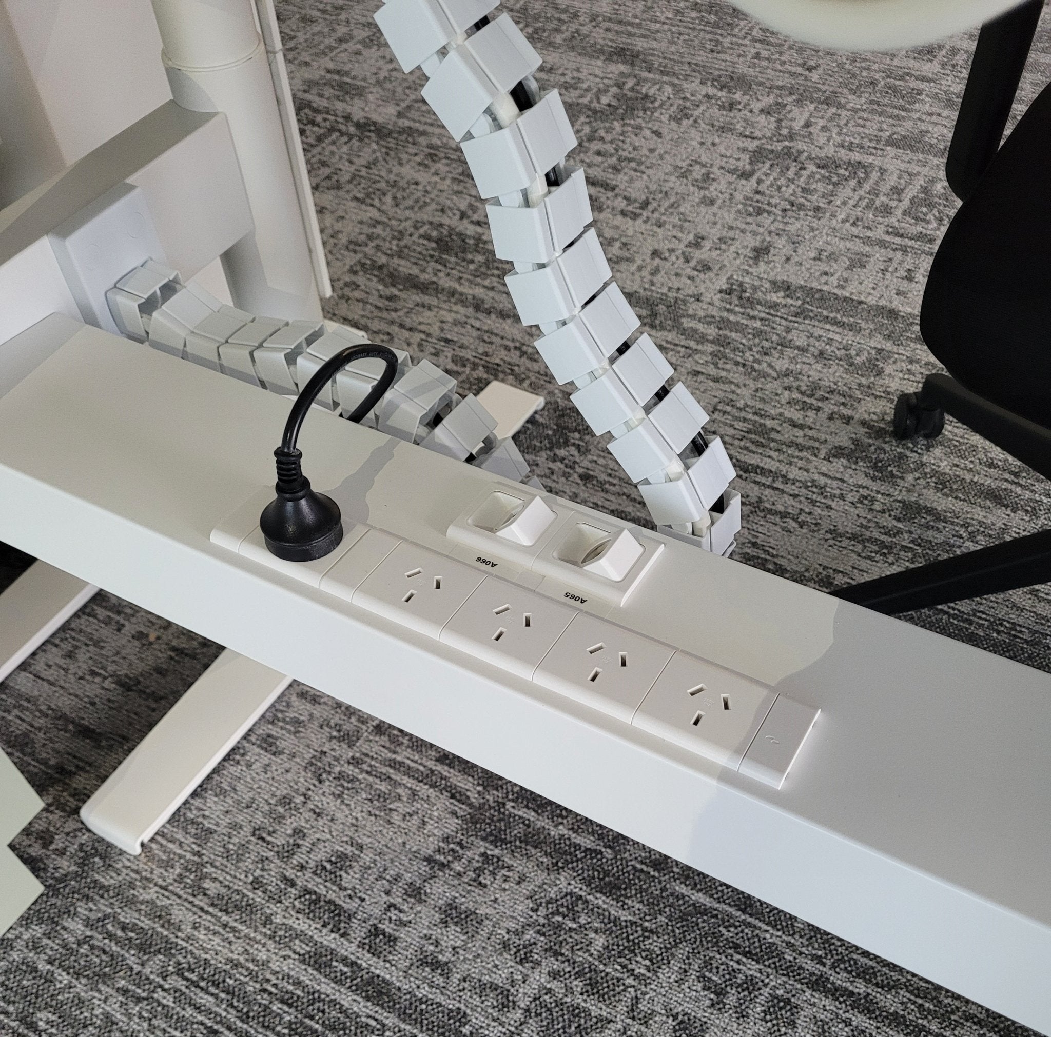 Data Plate - DEEPER 45º face for Cut - outs - The Softwiring Shop - Data